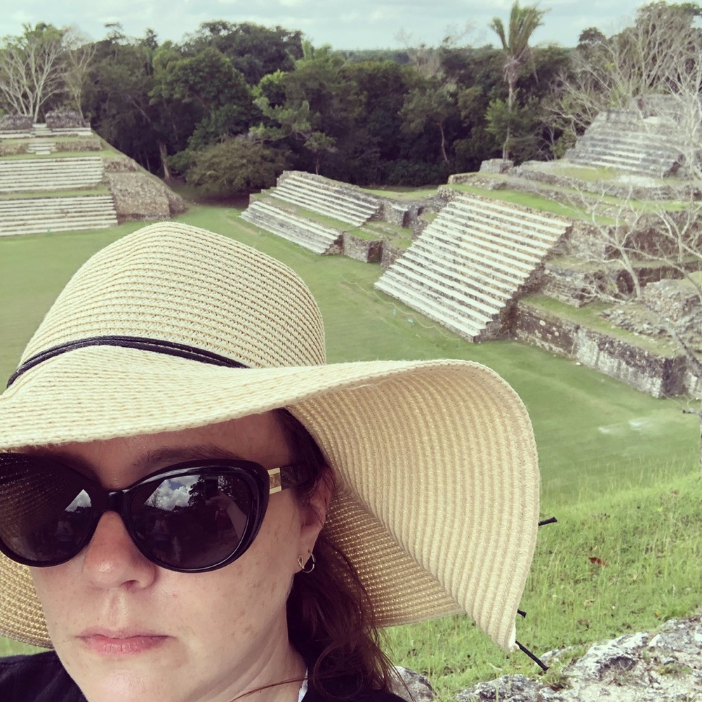 Meet your Posher, Maribeth